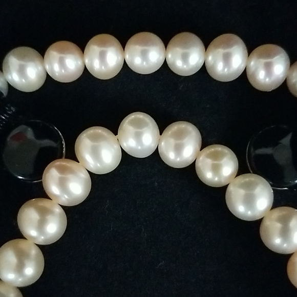 Freshwater pearls necklace. Ligiht Pink, New - Picture 3 of 7